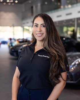 Staff member Liz Quintanilla from 1609142471f5