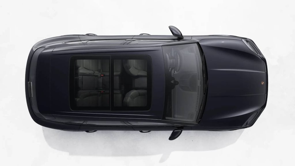 2025 Porsche Cayenne photo 4