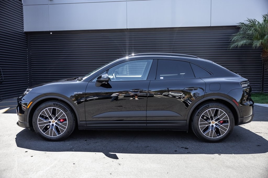 Certified 2025 Porsche Macan S with VIN WP1AB2XA9SL150680 for sale in Hawthorne, CA