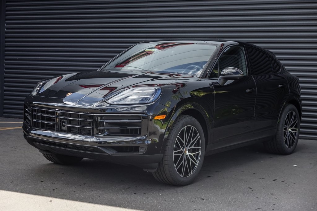 2026 Porsche Cayenne Coup Base's photo