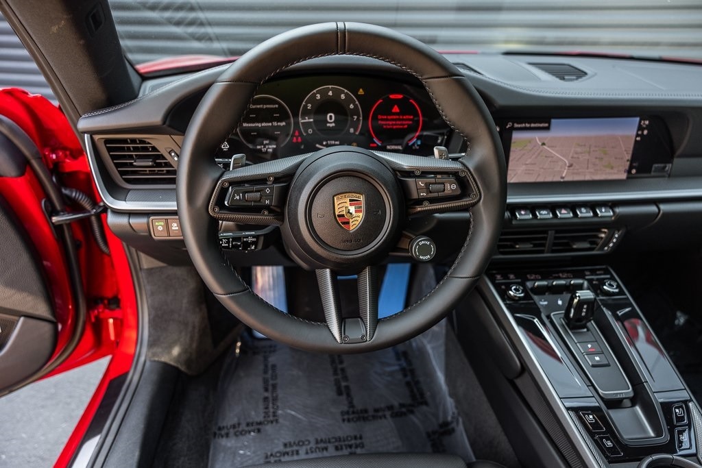 2025 Porsche 911 S photo 12