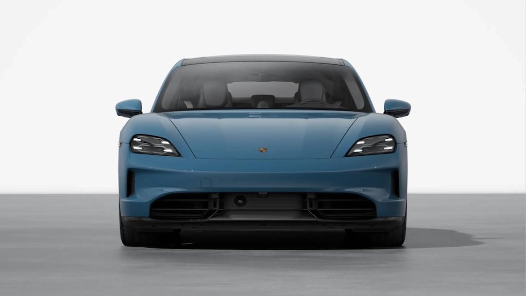 2026 Porsche Taycan GTS photo 8
