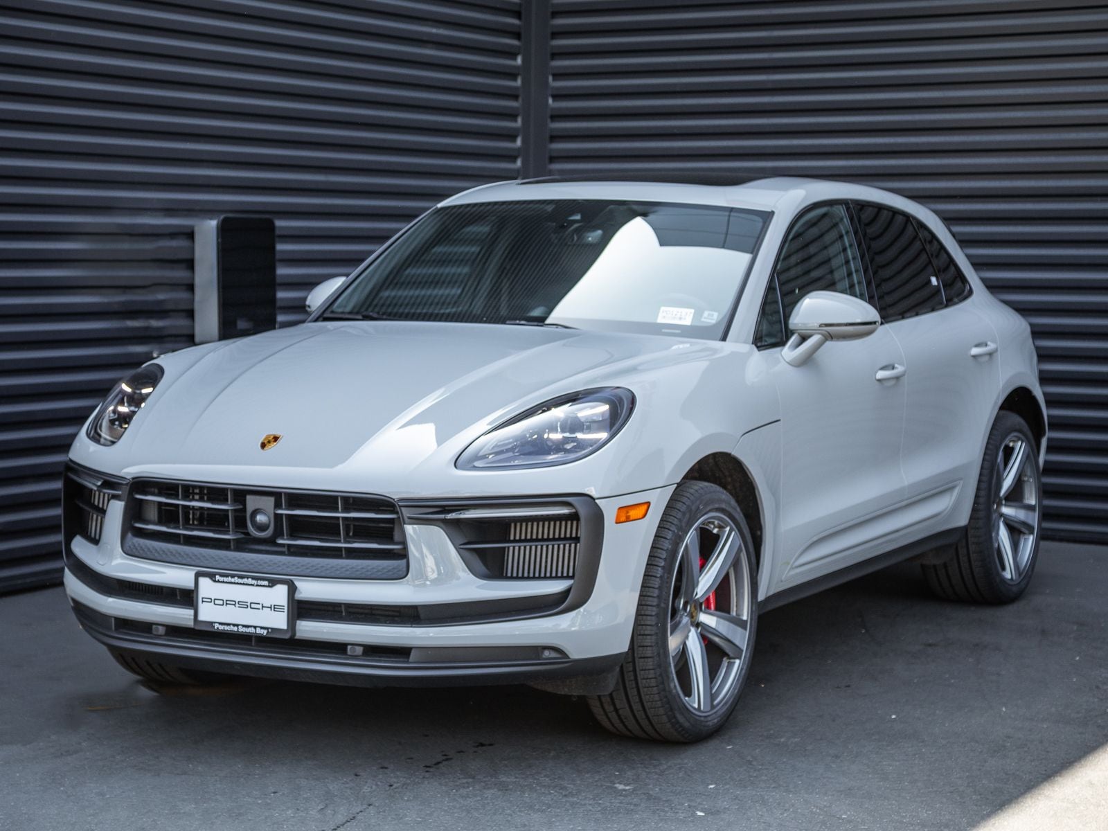 2023 Porsche Macan S