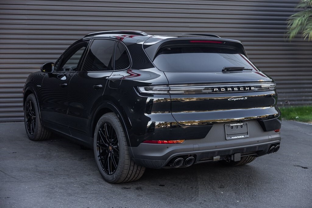 New 2026 Porsche Cayenne E-Hybrid S SUV