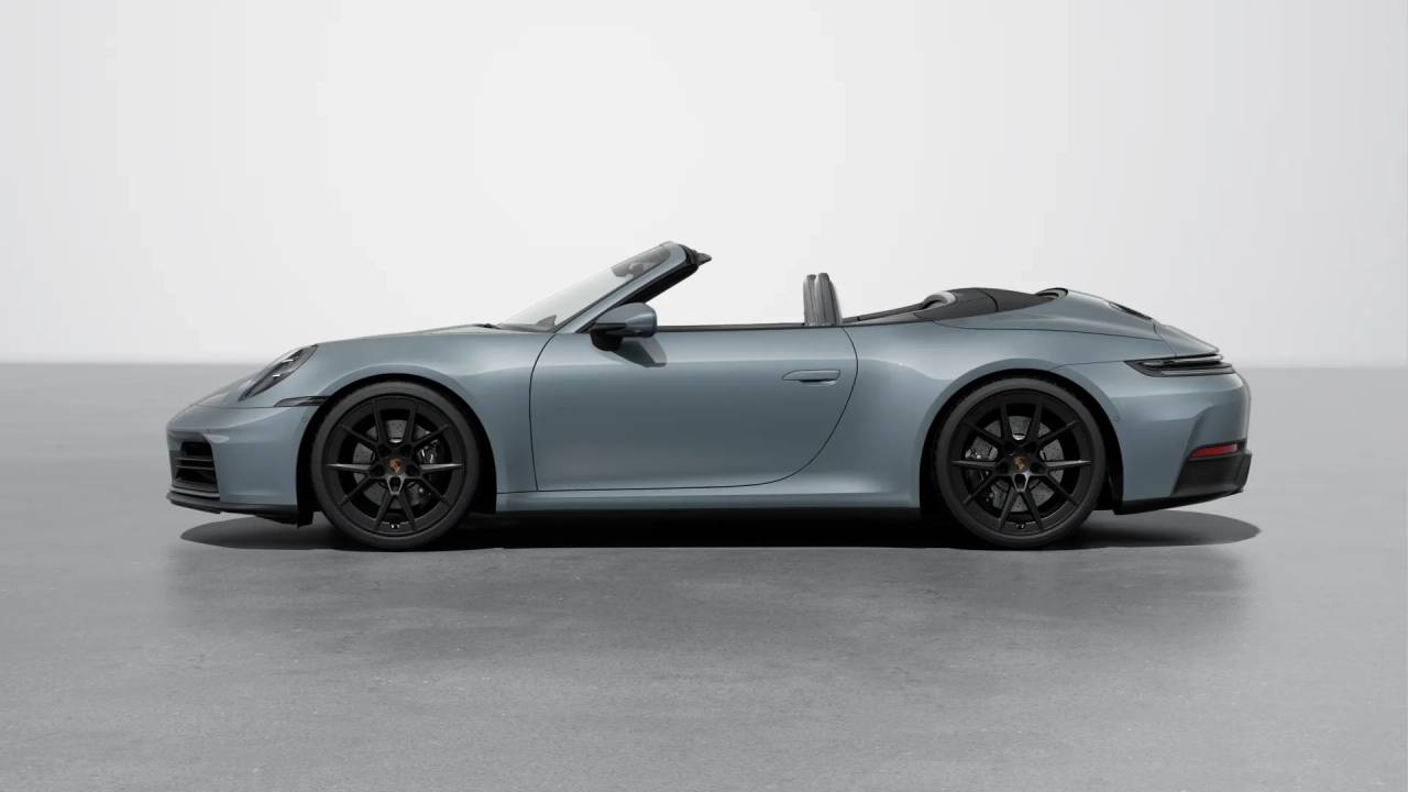 2026 Porsche 911 T photo 2