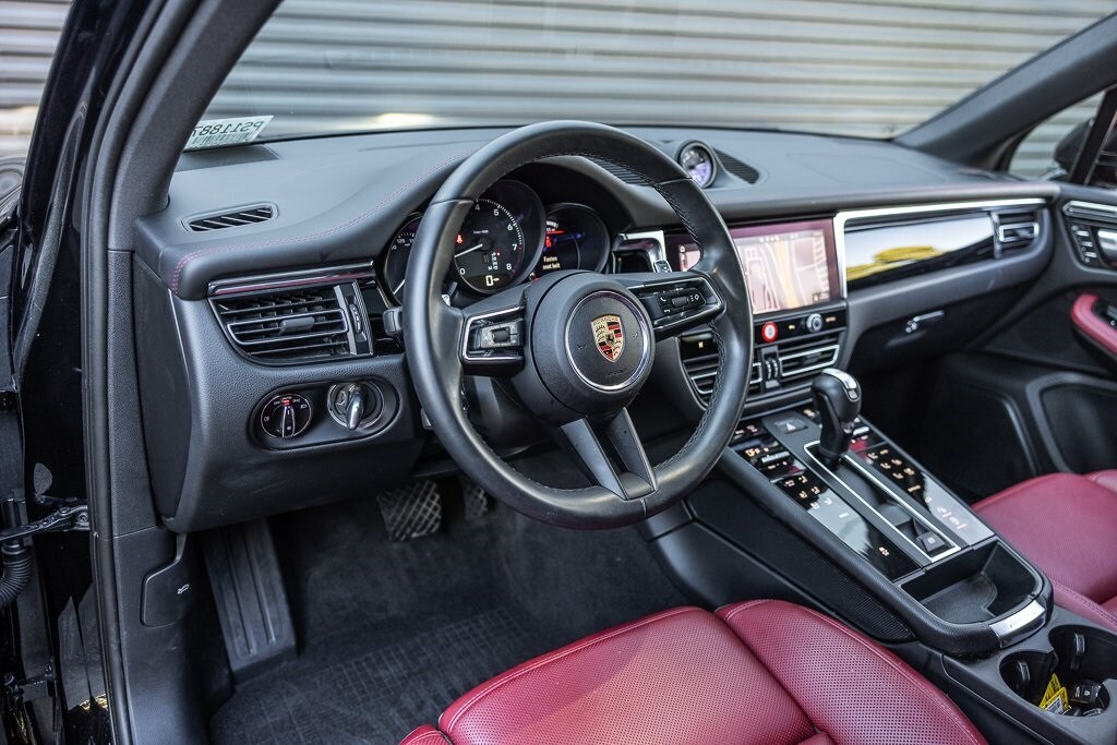 New 2026 Porsche Macan SUV