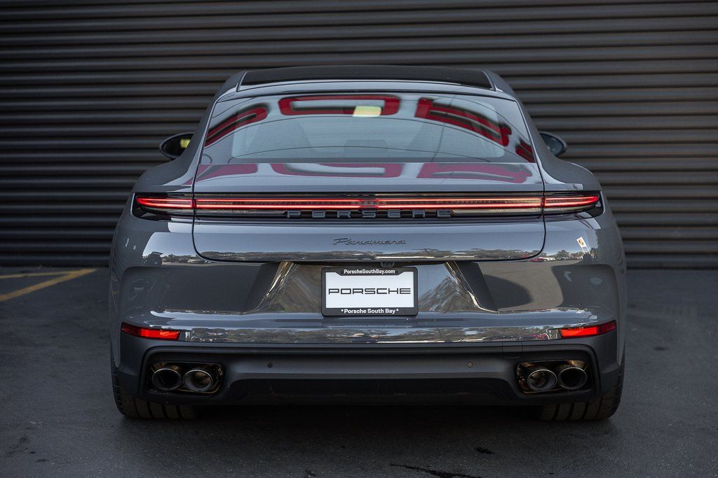 2026 Porsche Panamera Base - Photo 9