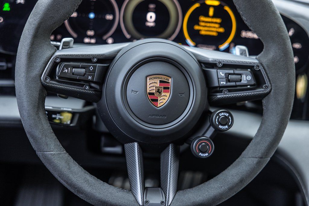 2025 Porsche Taycan Turbo GT with Weissach Package - Photo 13