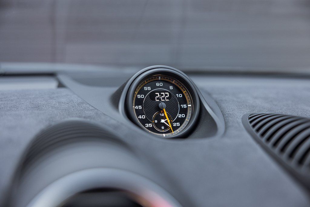 2023 Porsche 718 GT4 RS - Photo 15