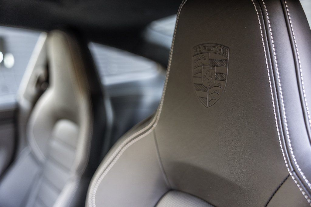 2026 Porsche 911 GTS - Photo 14