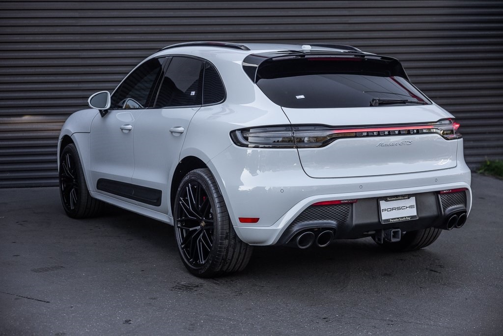 2023 Porsche Macan GTS photo 3