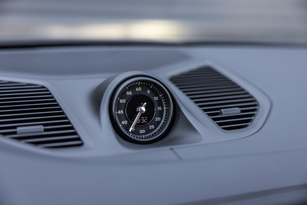 2026 Porsche Cayenne S E-Hybrid - Photo 19