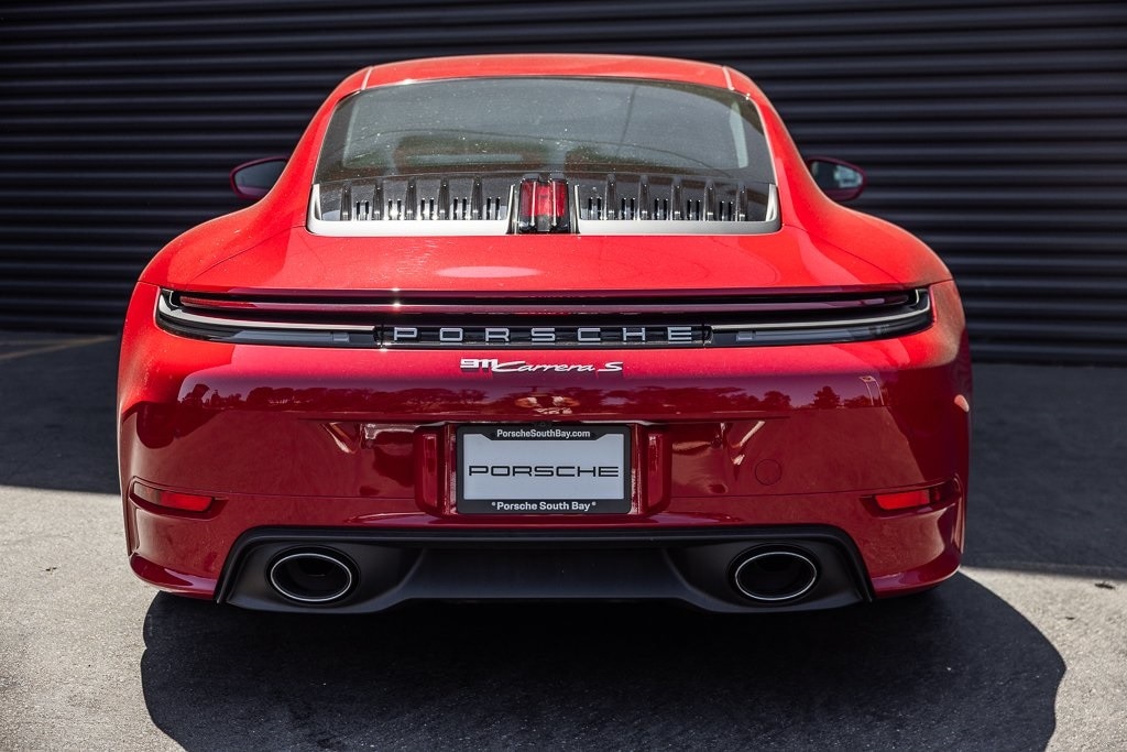 2025 Porsche 911 S photo 8