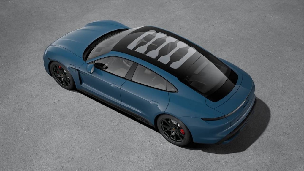 2026 Porsche Taycan GTS photo 4