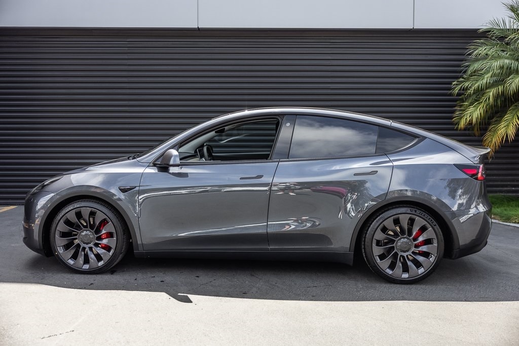 Used 2021 Tesla Model Y Performance with VIN 5YJYGDEF1MF093427 for sale in Hawthorne, CA