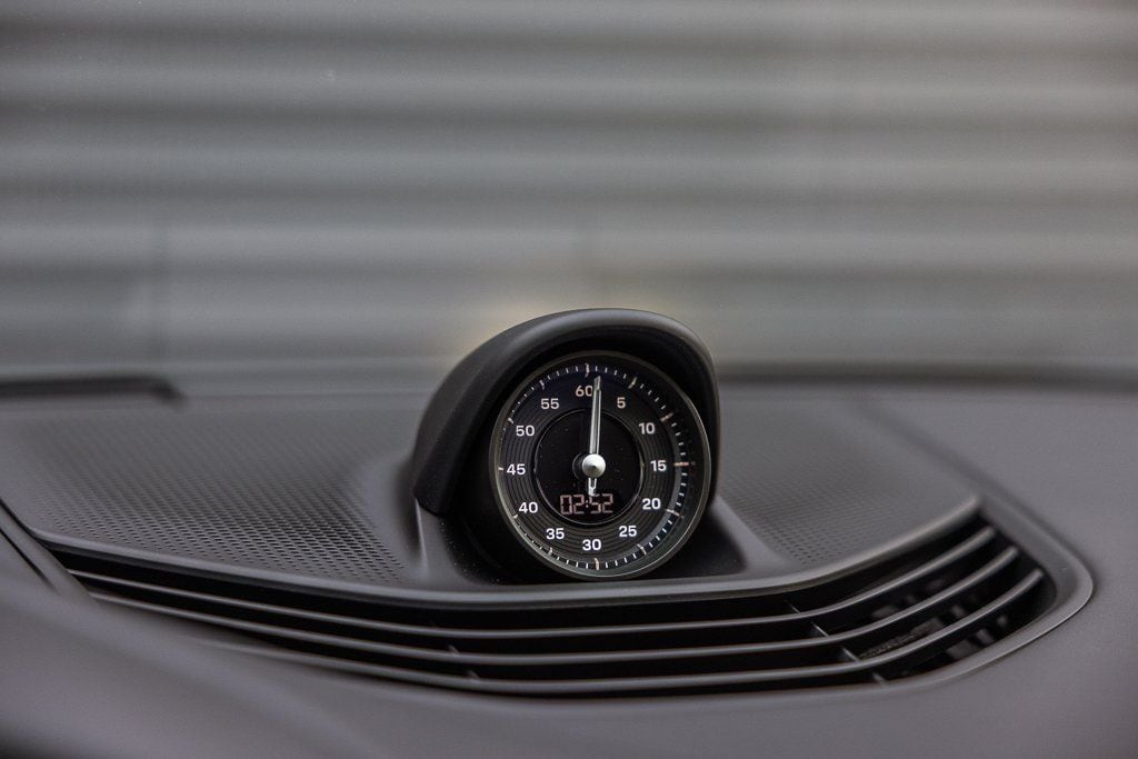 2026 Porsche Taycan GTS - Photo 19