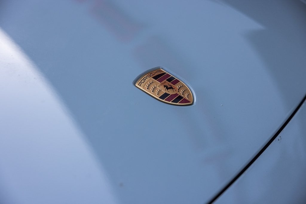 2025 Porsche Taycan photo 22