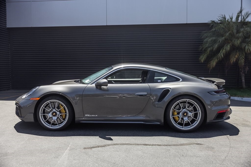 2024 Porsche 911 Turbo S photo 2
