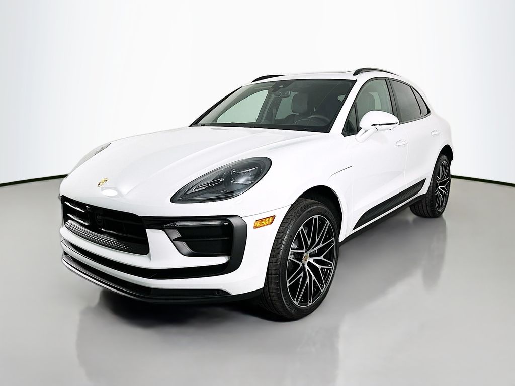 2026 Porsche Macan's photo