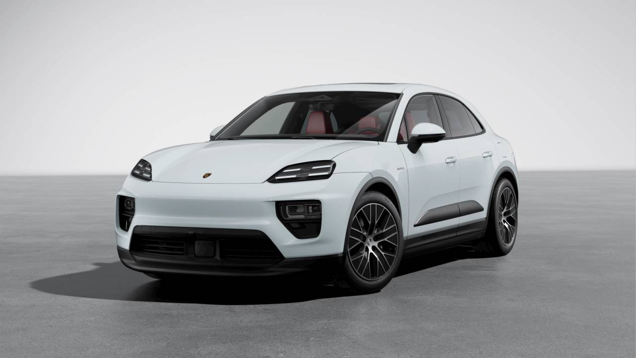 2026 Porsche Macan Base