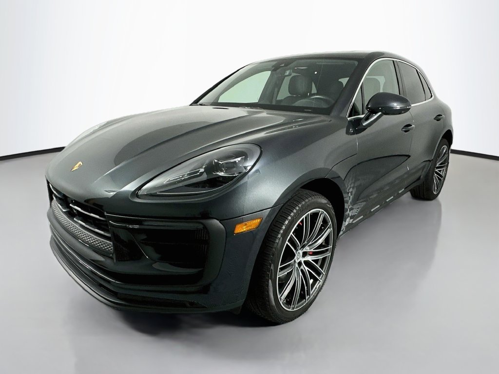 2023 Porsche Macan