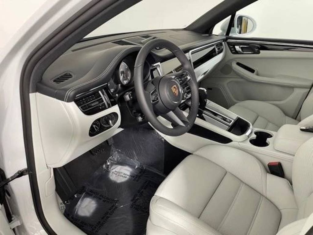 New 2025 Porsche Macan S SUV