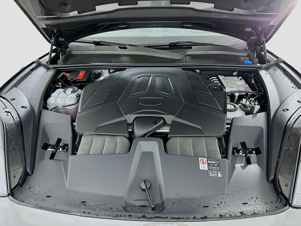 2025 Porsche Cayenne Coup E-Hybrid - Photo 32