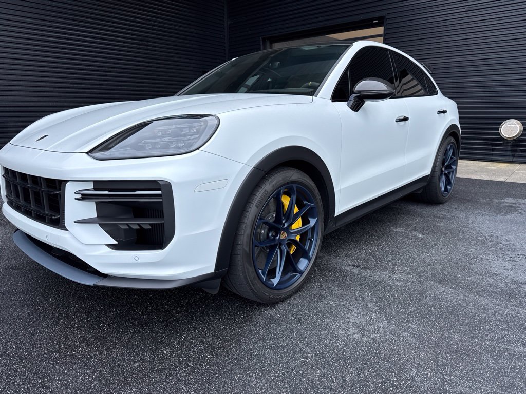2024 Porsche Cayenne Coupe