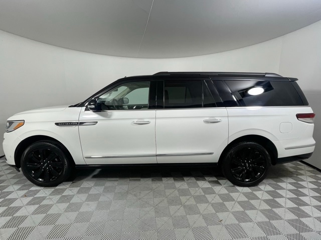 Used 2023 Lincoln Navigator Black Label L with VIN 5LMJJ3TG5PEL14437 for sale in Orlando, FL