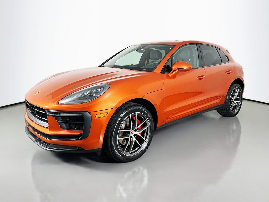 2023 Porsche Macan S's photo