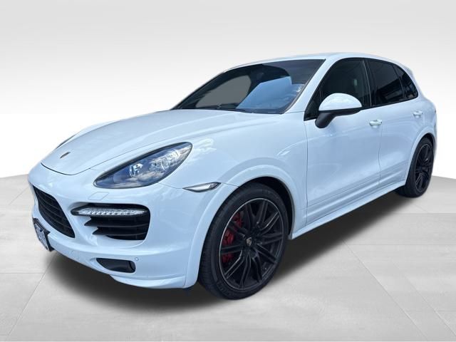 2013 Porsche Cayenne GTS