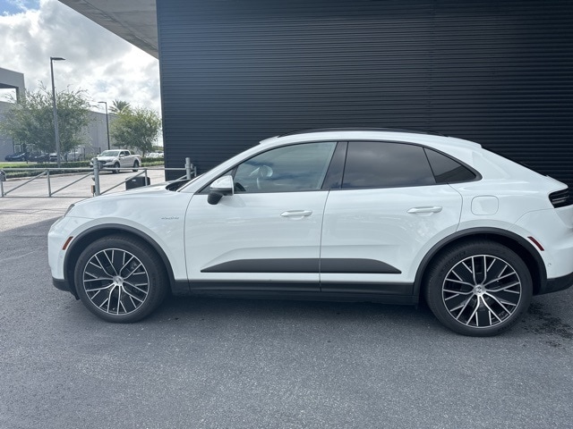 Certified 2025 Porsche Macan Base with VIN WP1AD2XA3SL076702 for sale in Orlando, FL