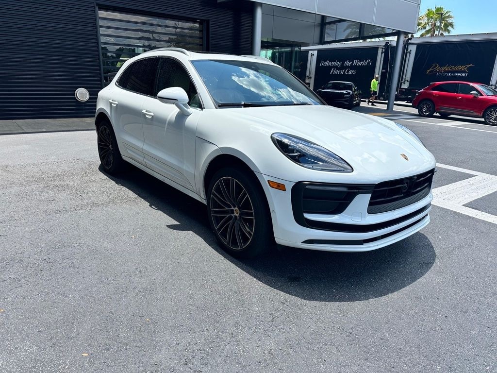 Certified 2024 Porsche Macan SUV