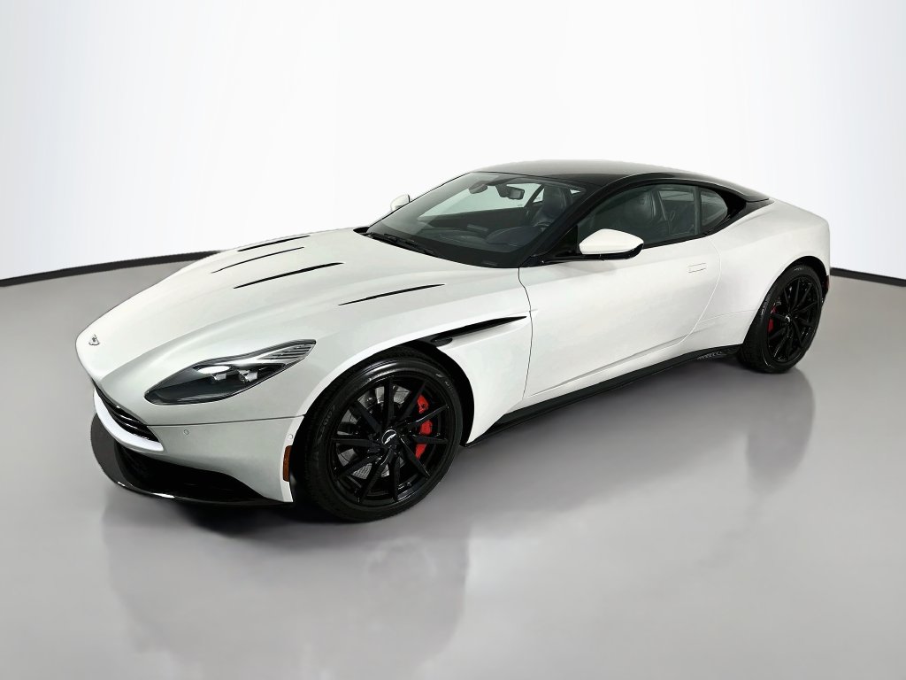  Aston Martin DB11