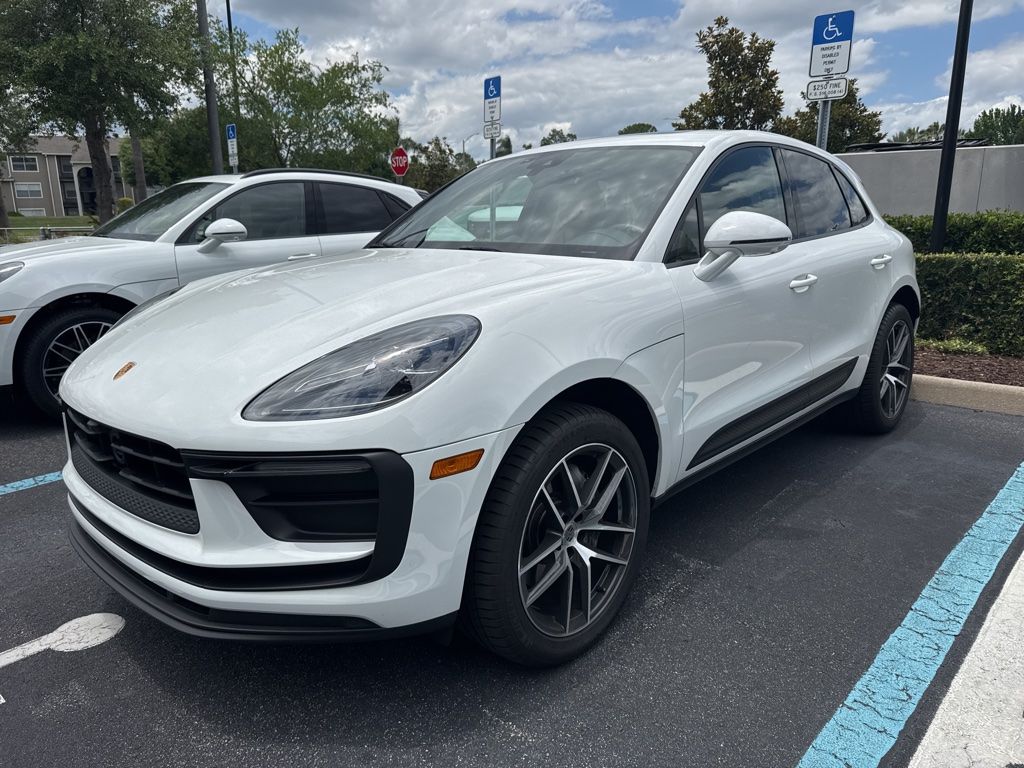 2026 Porsche Macan's photo