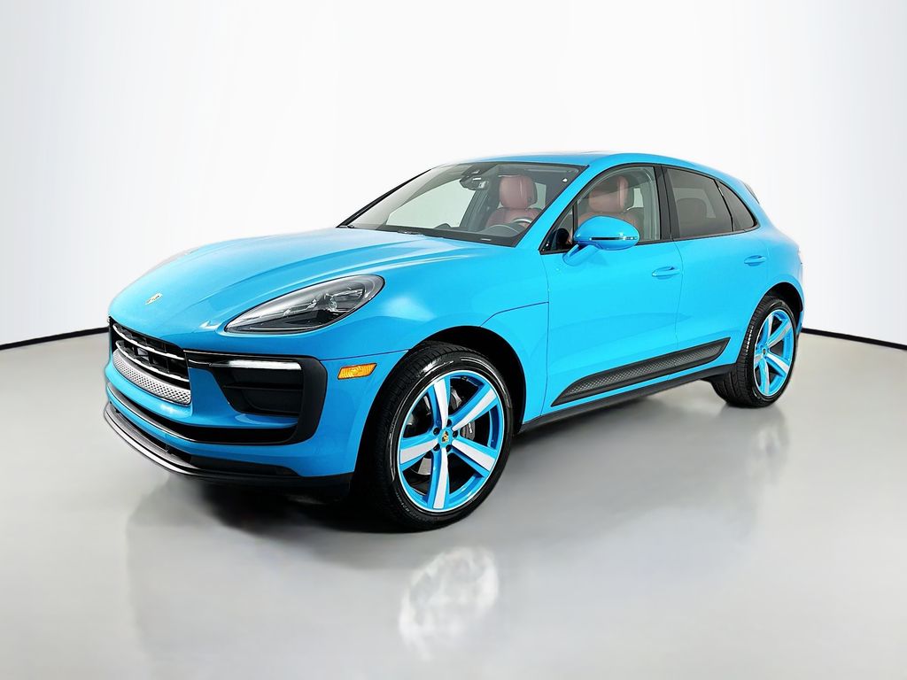 2022 Porsche Macan Base