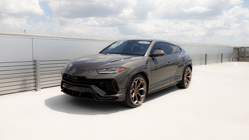 2023 Lamborghini Urus