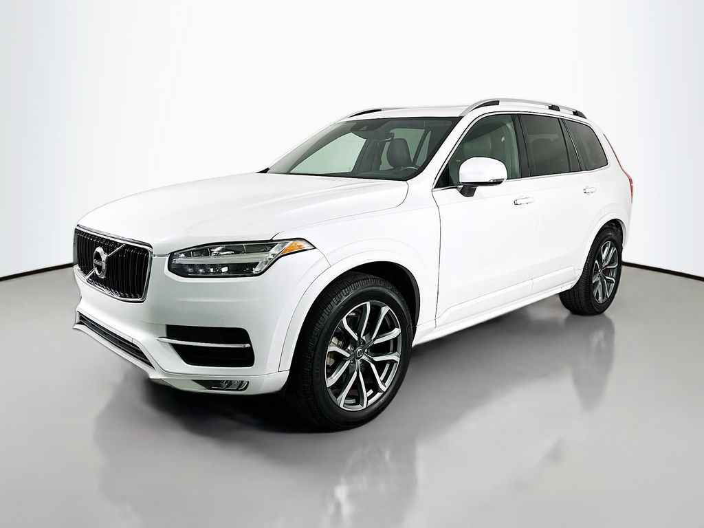 2019 Volvo XC90 Momentum