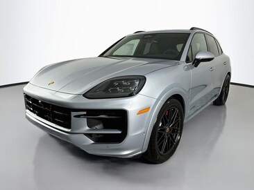 2026 Porsche Cayenne GTS SUV