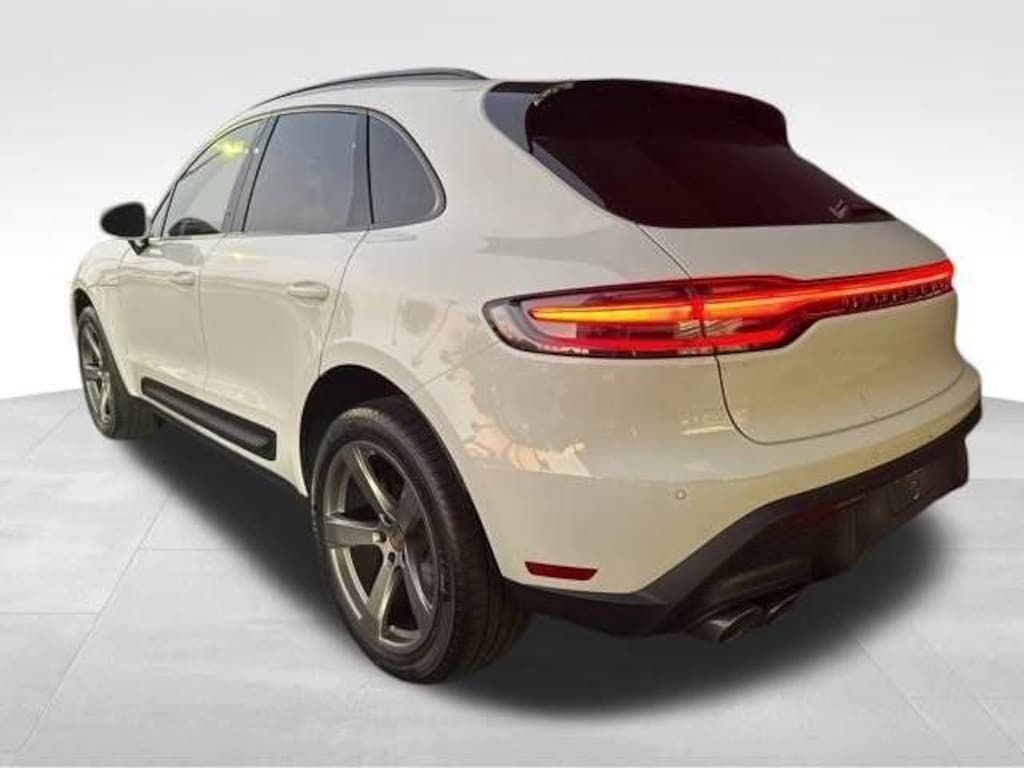 New 2025 Porsche Macan  SUV