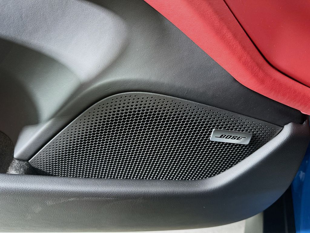 2026 Porsche Taycan S - Photo 21