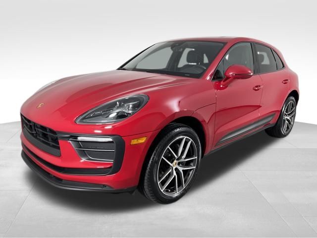 2023 Porsche Macan Base