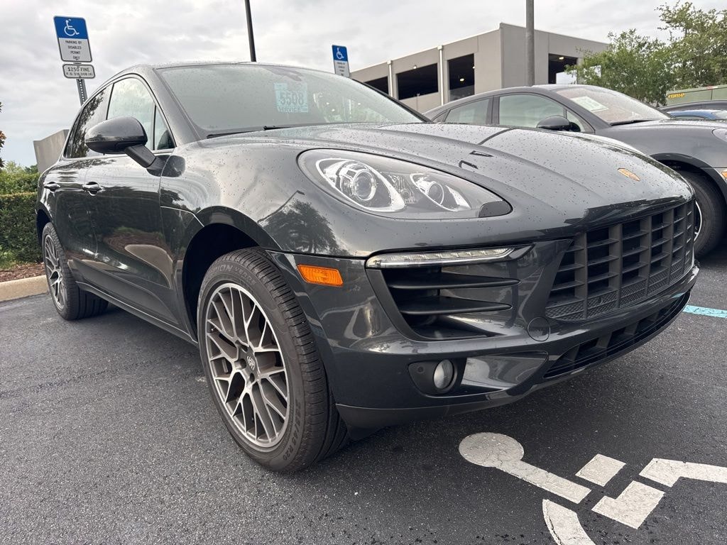 Used 2018 Porsche Macan SUV