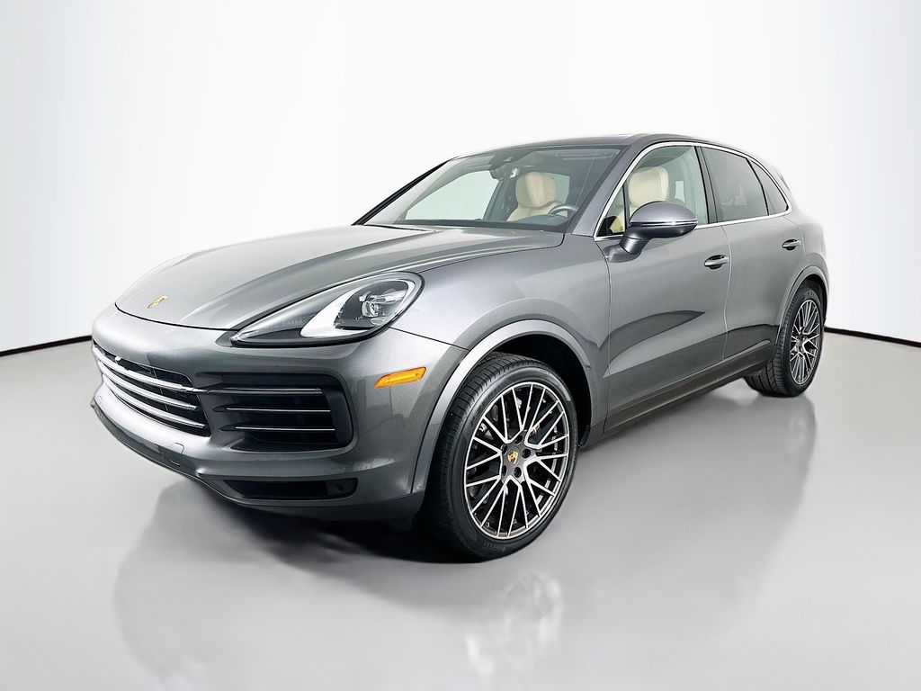 2023 Porsche Cayenne Platinum Edition's photo
