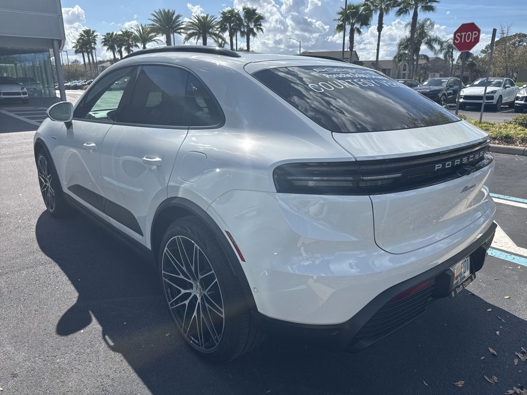 Certified 2025 Porsche Macan Base with VIN WP1AD2XA2SL077632 for sale in Orlando, FL