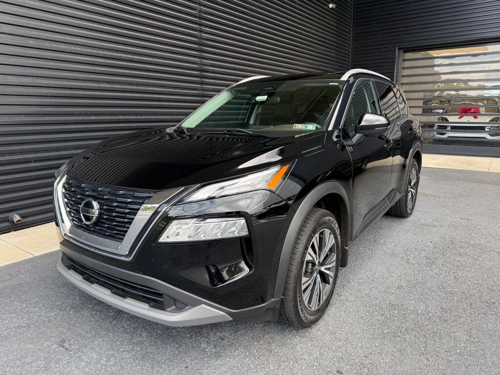 Used 2021 Nissan Rogue SV SUV