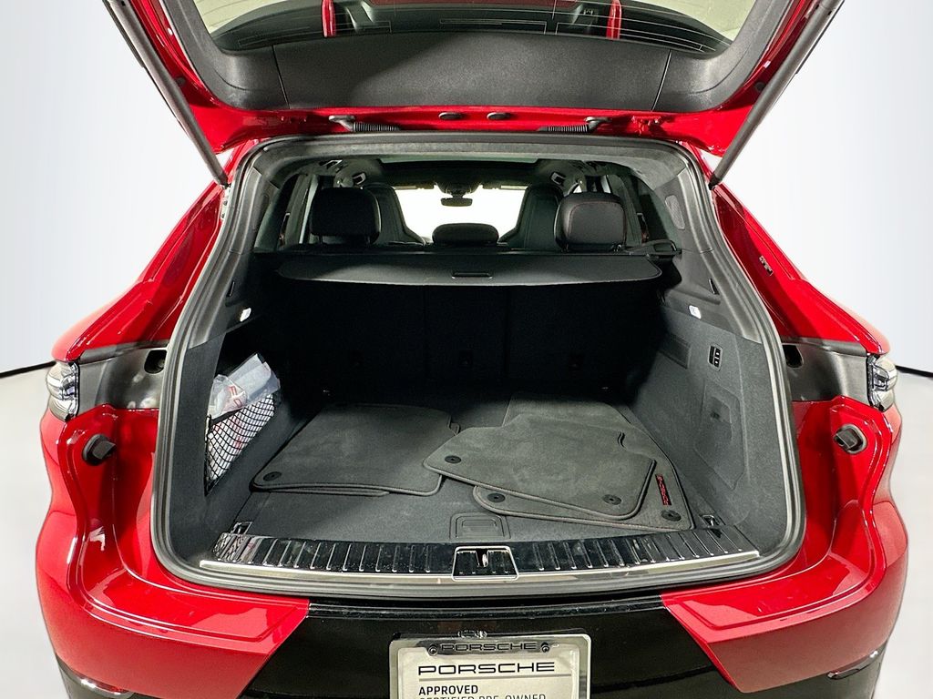2025 Porsche Cayenne GTS - Photo 28