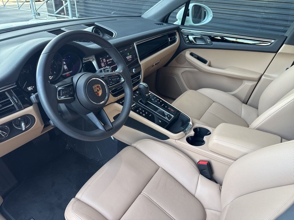 Certified 2025 Porsche Macan SUV