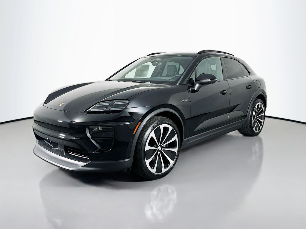 2024 Porsche Macan Base