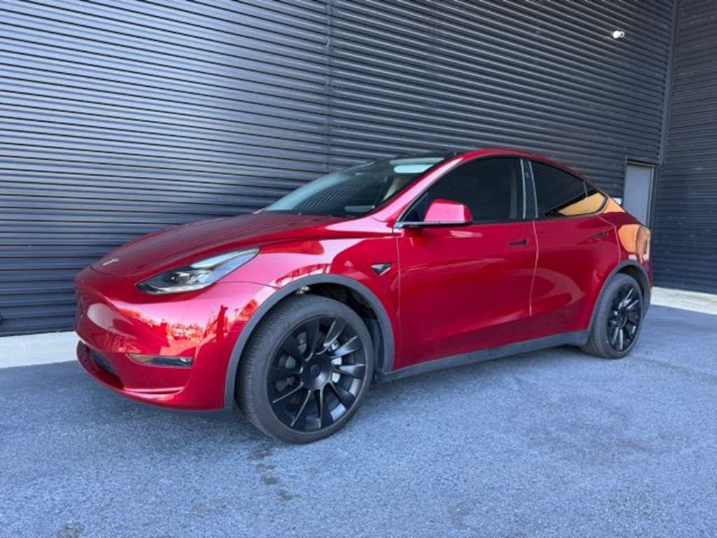 Used 2024 Tesla Model Y Long Range SUV